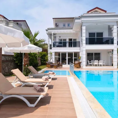 Oludeniz, Fethiye Luxurious And Peaceful With Children Pool * Oludeniz